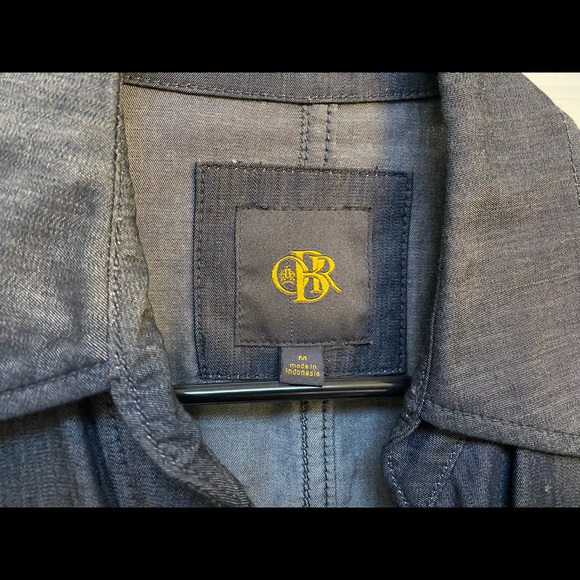 OBR MEDIUM BUTTON DOWN - Picture 5 of 5